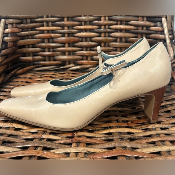 Etienne Aigner Shoes - Etienne Aigner Cream Heels with Wooden Block Heel in size 10. Great condition!